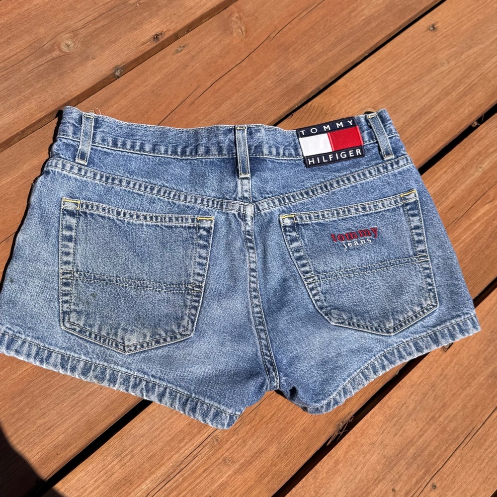 VINTAGE SZ 5 Tommy Hilfiger Light Blue Washed Denim Jean Shorts
